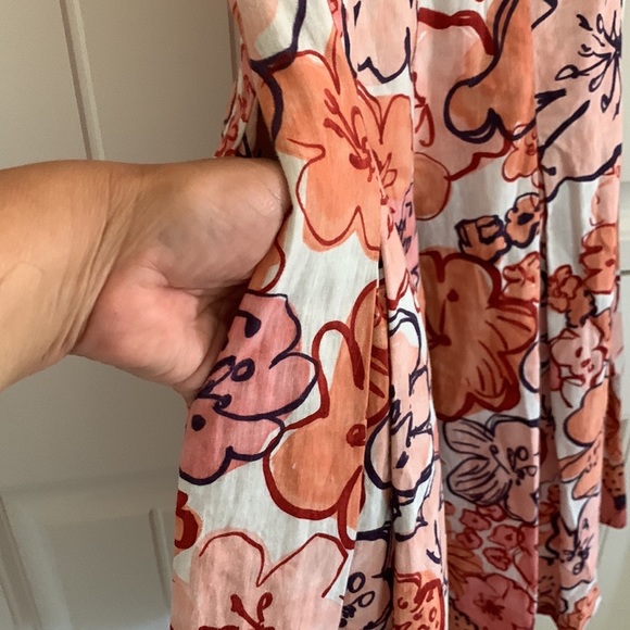 T.S. Size 8, Floral peach and purple midi dress with pockets. - Picture 8 of 10